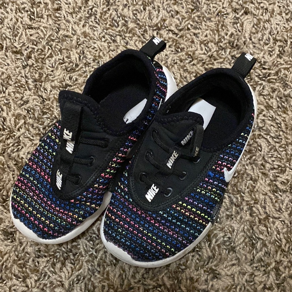 Nike size 10 shoes